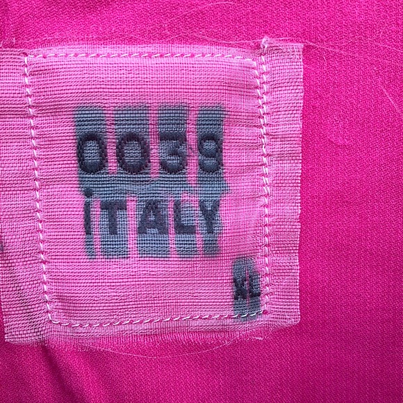 0039 Italy Corduroy shirt has small pearl snaps - Picture 6 of 11